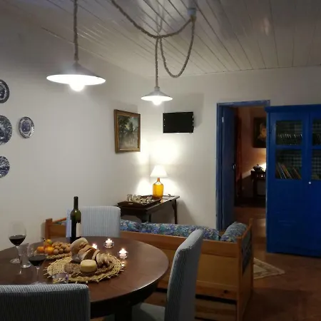 Patio Da Memoria * Palmela